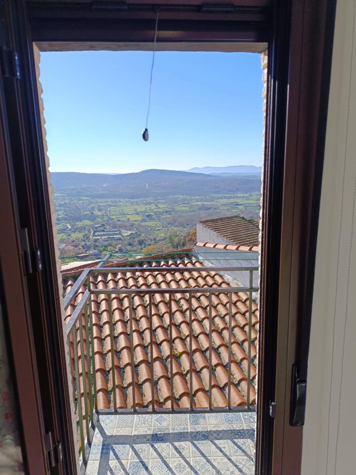 Apartmán U Lagartu Eljas Exteriér fotografie