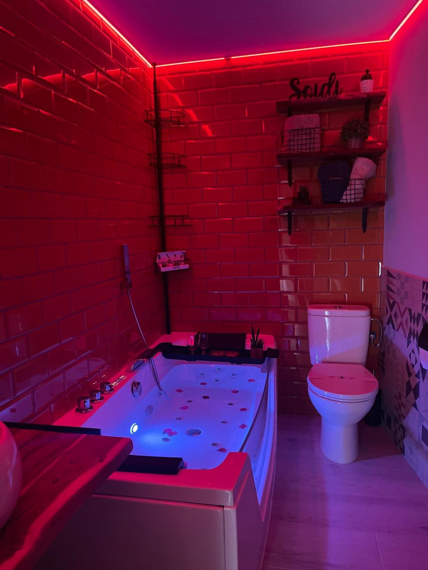 Apartmán U Lagartu Eljas Exteriér fotografie