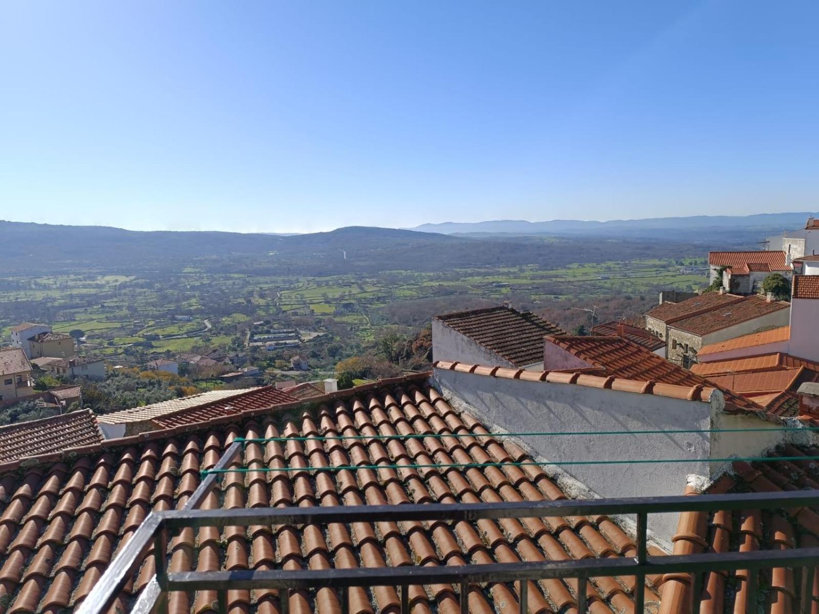 Apartmán U Lagartu Eljas Exteriér fotografie