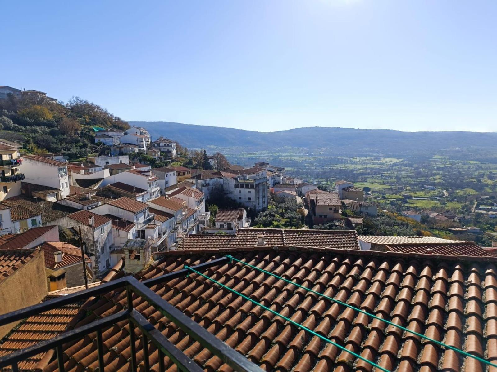 Apartmán U Lagartu Eljas Exteriér fotografie